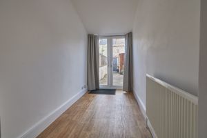 Garden Room- click for photo gallery